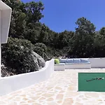 Relax Tiny 40 Meters Of The *