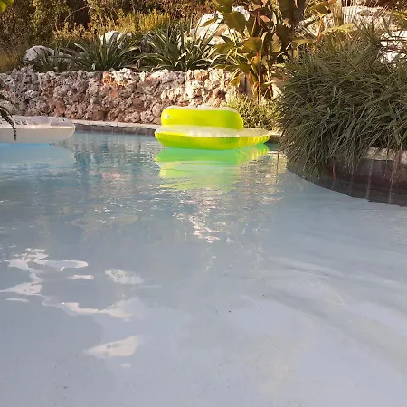 Relax Tiny 40 Meters Of The Holiday home