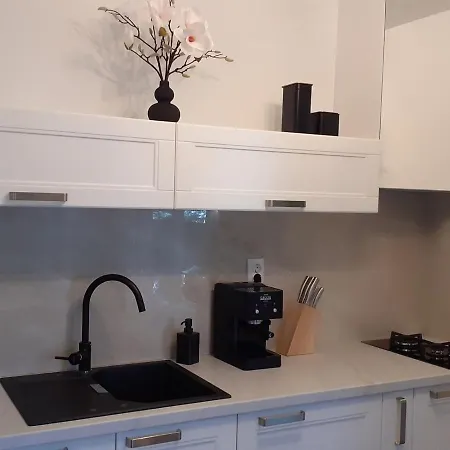 Relax Tiny 40 Meters Of The Tatil Evi Zrnovo