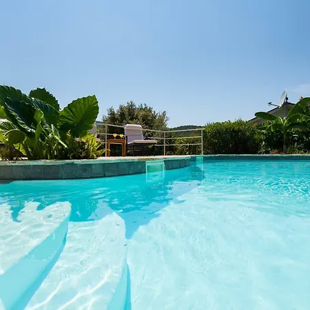 Relax Tiny 40 Meters Of The Tatil Evi Zrnovo